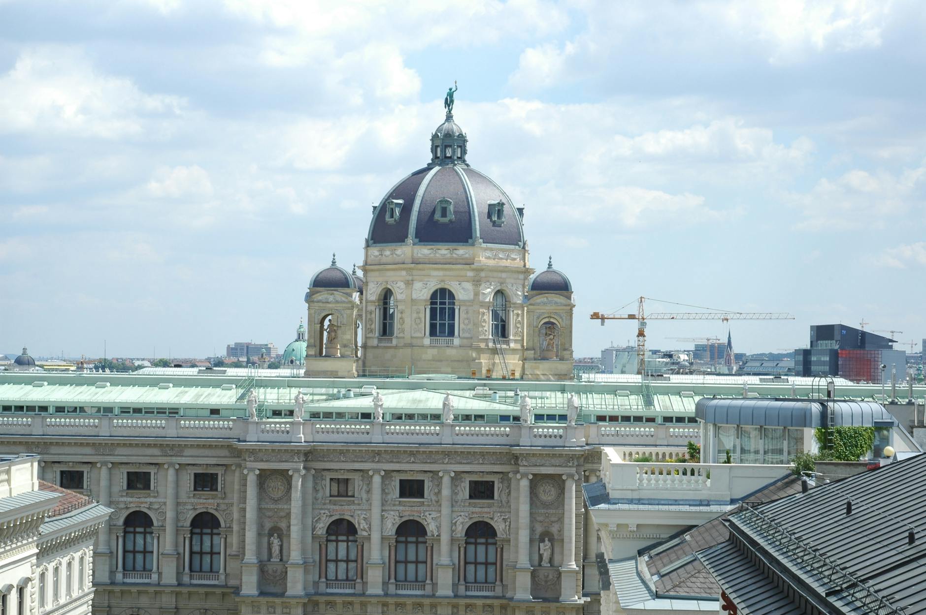 Dachterrasse mit Blick über Wien